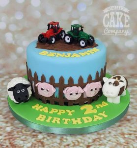 farm yard animals children's birthday cake - Tamworth