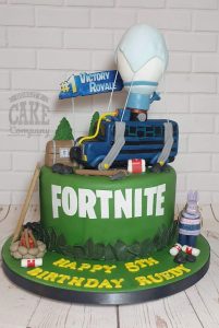 fortnite theme battlebus birthday cake - Tamworth