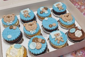 baby shower cupcakes blue and brown bear buttons theme - Tamworth