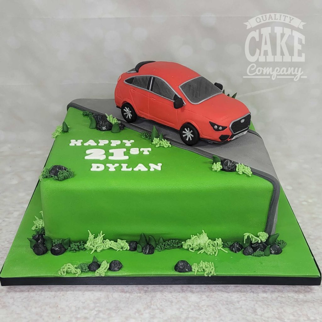 red hyundai car model on birthday cake - tamworth