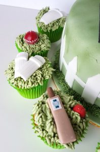 cricket theme cupcakes - Tamworth