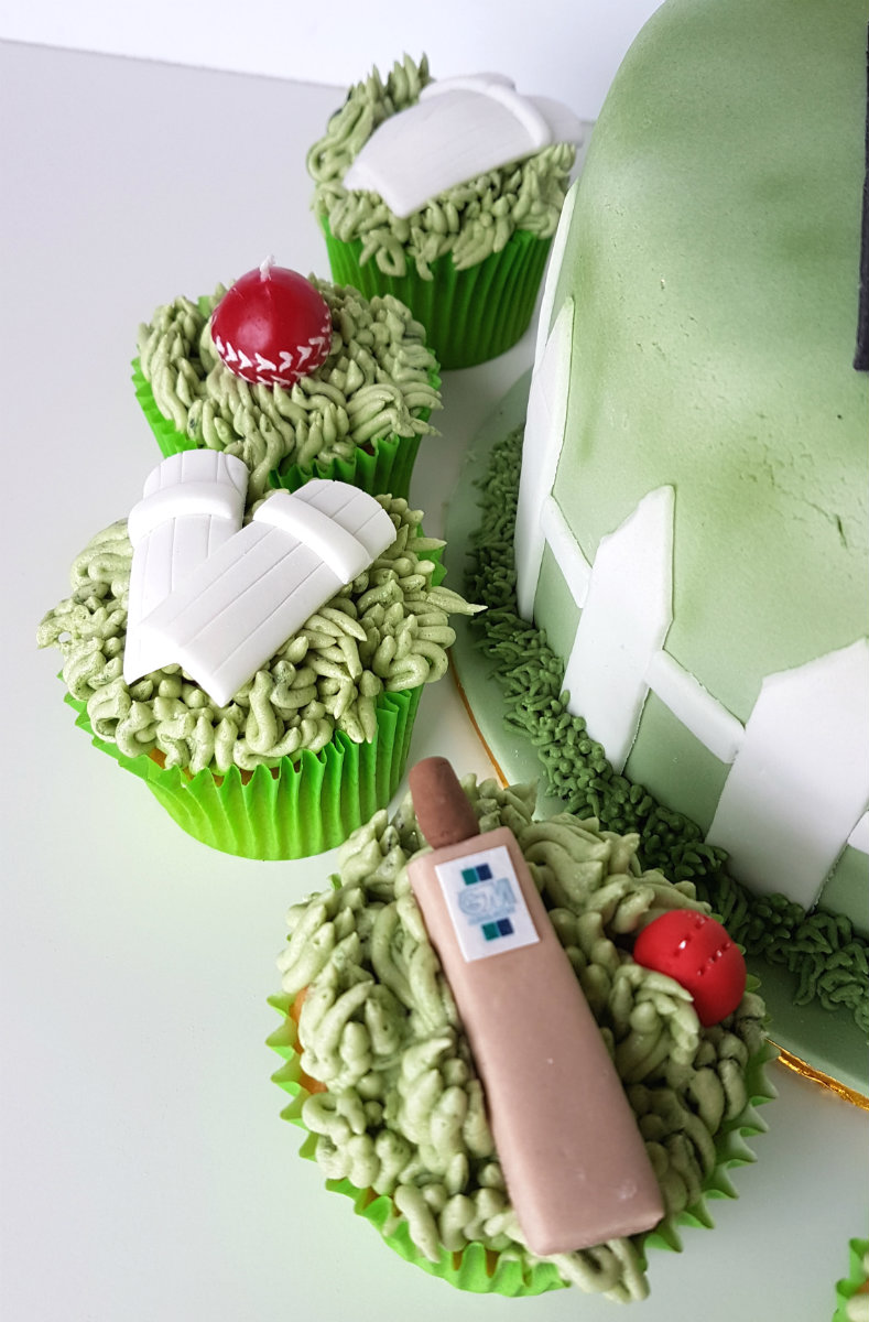 Cricket Theme Cake - Edible Perfections
