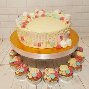 floral drip cake with matching cupcakes - Tamworth