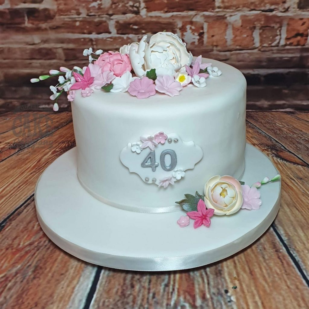 simple elegant floral birthday cake - Tamworth