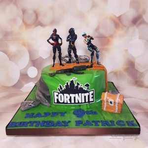fortnite theme birthday cake - Tamworth