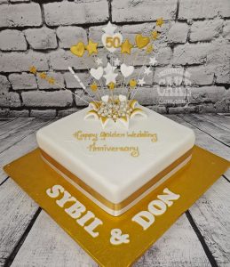 golden anniversary star and heart burst cake - Tamworth