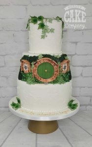 Lord of the Rings LofR wedding cake hobbit hole ivy themed wedding Tamworth West Midlands Staffordshire
