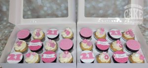 pink 21st birthday cupcakes - Tamworth