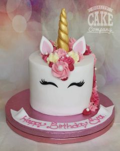 pink unicorn head cake - tamworth