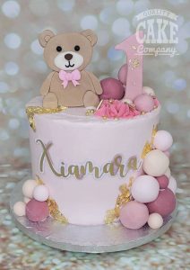 teddy bear balls first birthday cake - tamworth