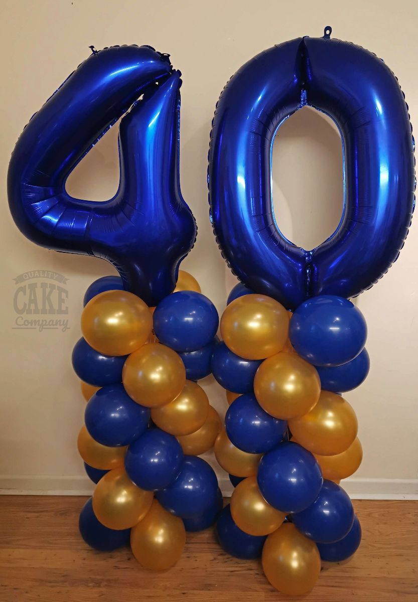 Organic balloon garland arch with marble balloons decoration for 50th  Birth…  50th birthday decorations, 60th birthday party decorations,  Balloon decorations party