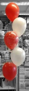 bunch of 5 latex balloons red and white