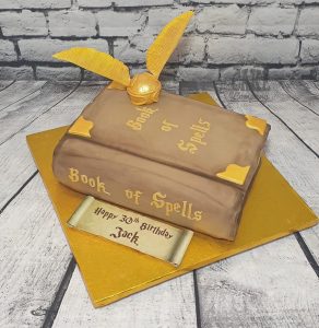 harry potter book and snitch cake - Tamworth