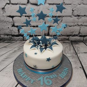 silver and blues starburst cake - tamworth