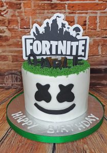 simple fortnite theme cake - tamworth