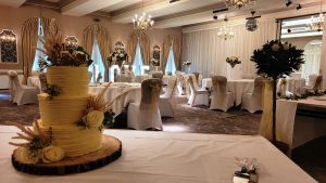 three tier ribbed buttercream silk roses astible room wedding Moor Hall Tamworth West Midlands Staffordshire