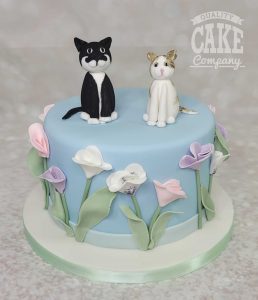 two cats on cake - tamworth