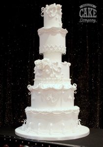 very large elaborate piped wedding cake Tamworth West Midlands Staffordshire