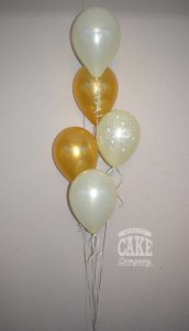 bunch of 5 white and gold latex wedding balloons