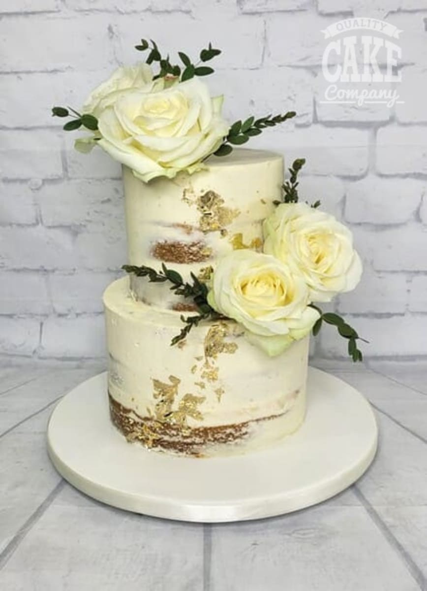 Dreamy Gold Ring Floral Two Tier Cake - Best Cake in Singapore –  Honeypeachsg Bakery