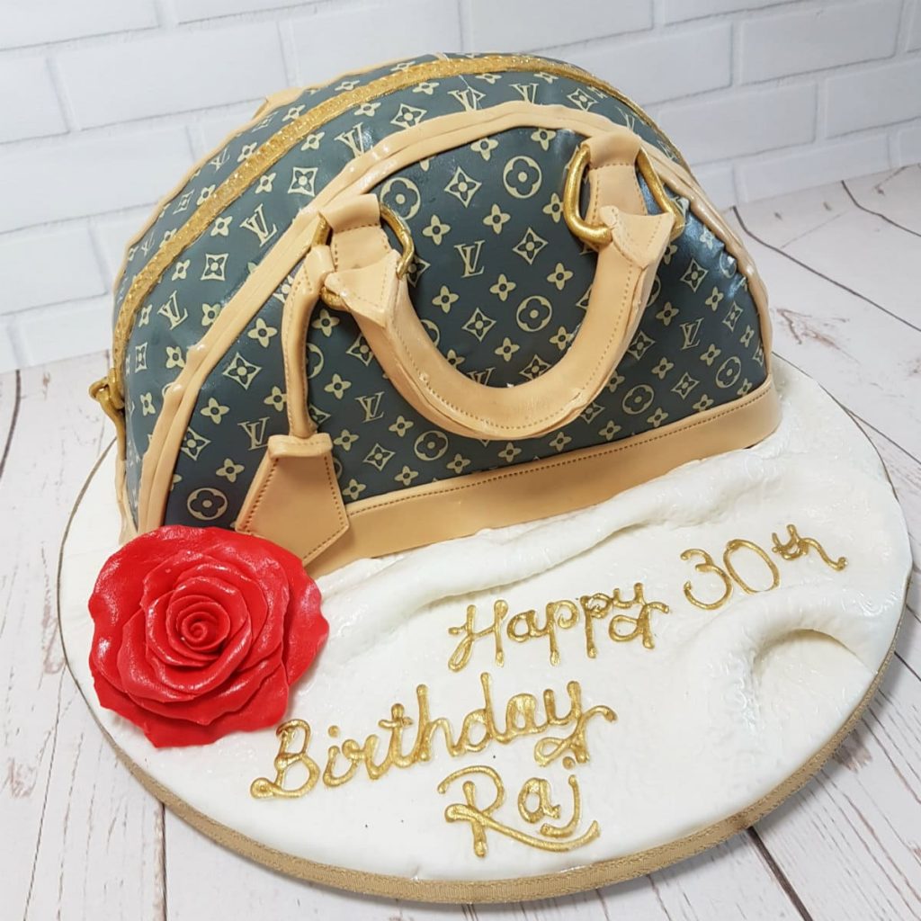 Vuitton With Bling  Cupcake cakes, Cake designs birthday, Louis vuitton  cake