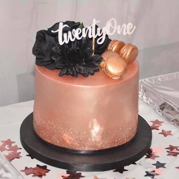 Rose gold large sparkly cake