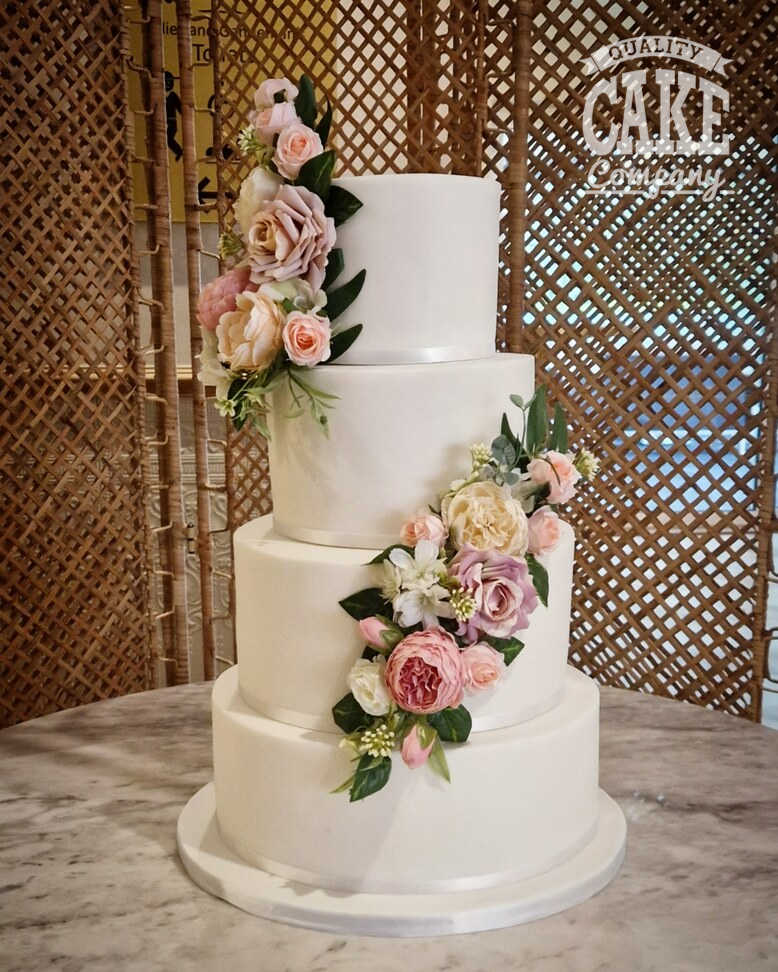 4 Tier Wedding Cake | Rimma's Wedding Cakes Perth