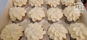 piped wedding cupcakes - tamworth