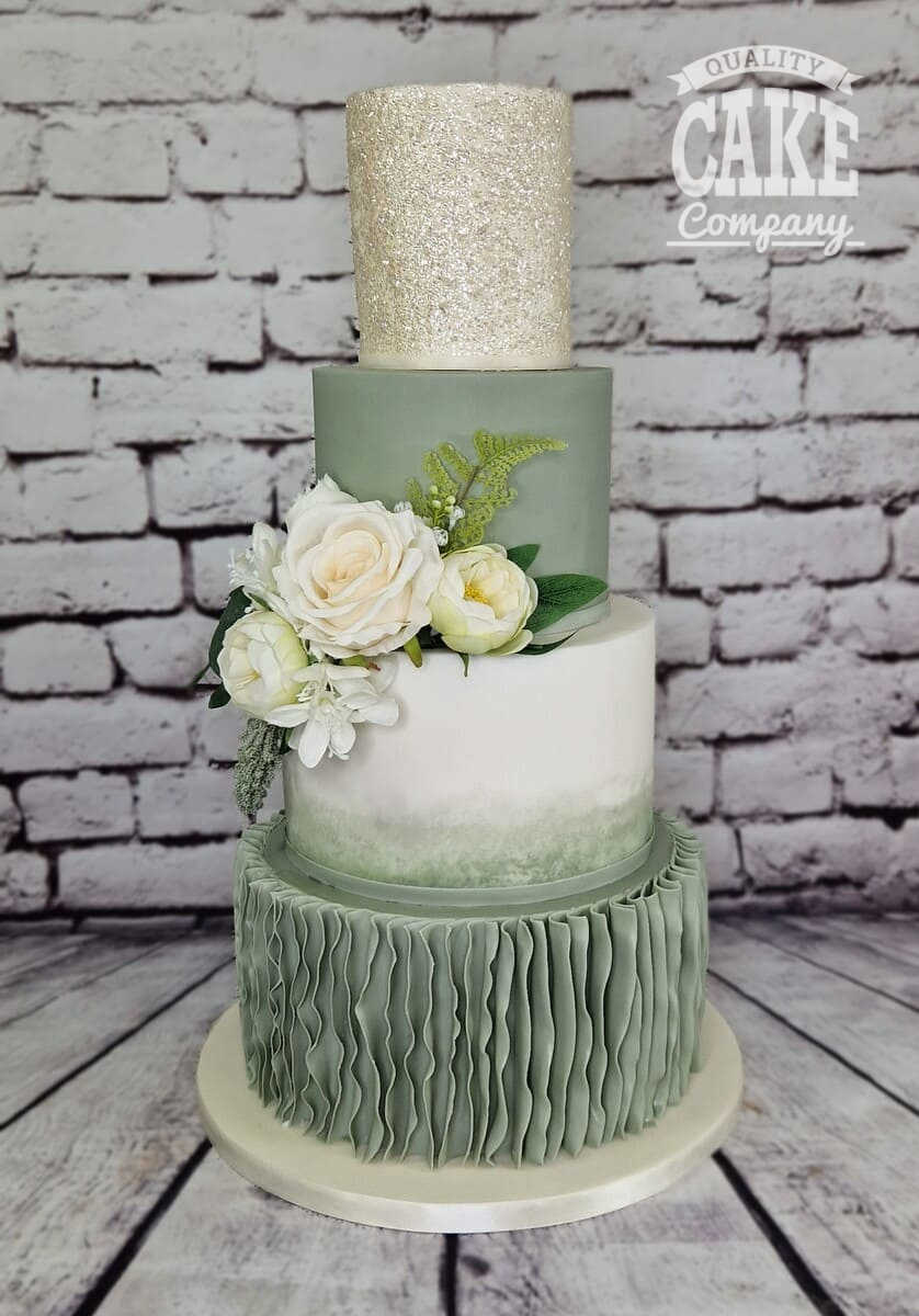 8 Unique Wedding Cake Ideas | Every Last Detail